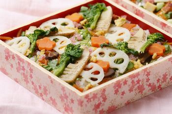 野菜たっぷりちらし寿司(大).jpg